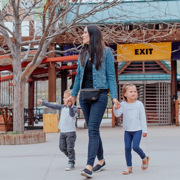 Freshly Picked Park Pack Fanny Pack Ebony - Picture 6 of 7